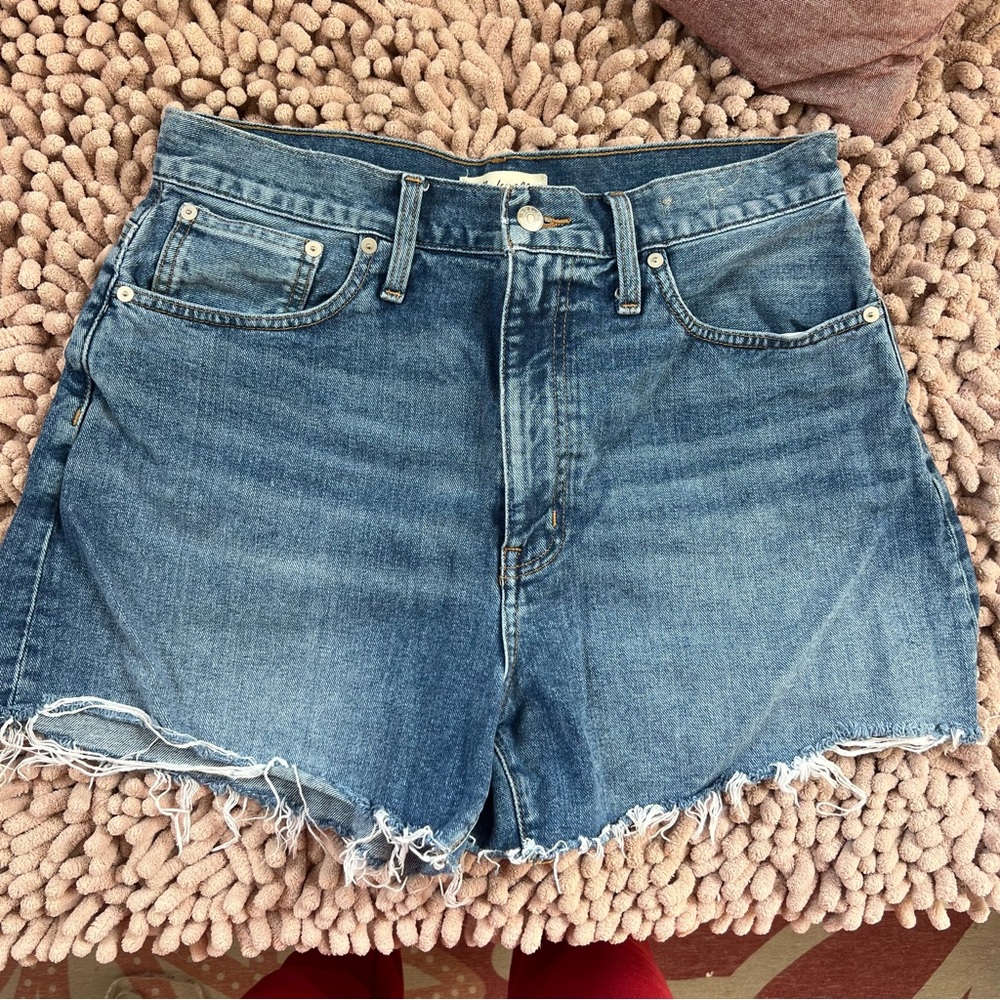 Madewell High-Waisted Mom Jean short
